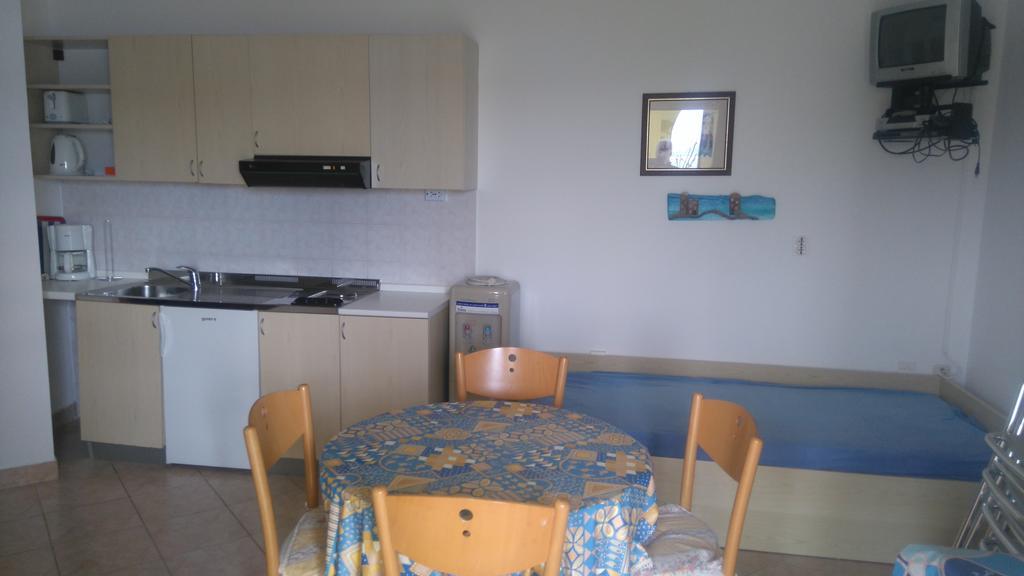 Miškovići Apartments Roza מראה חיצוני תמונה