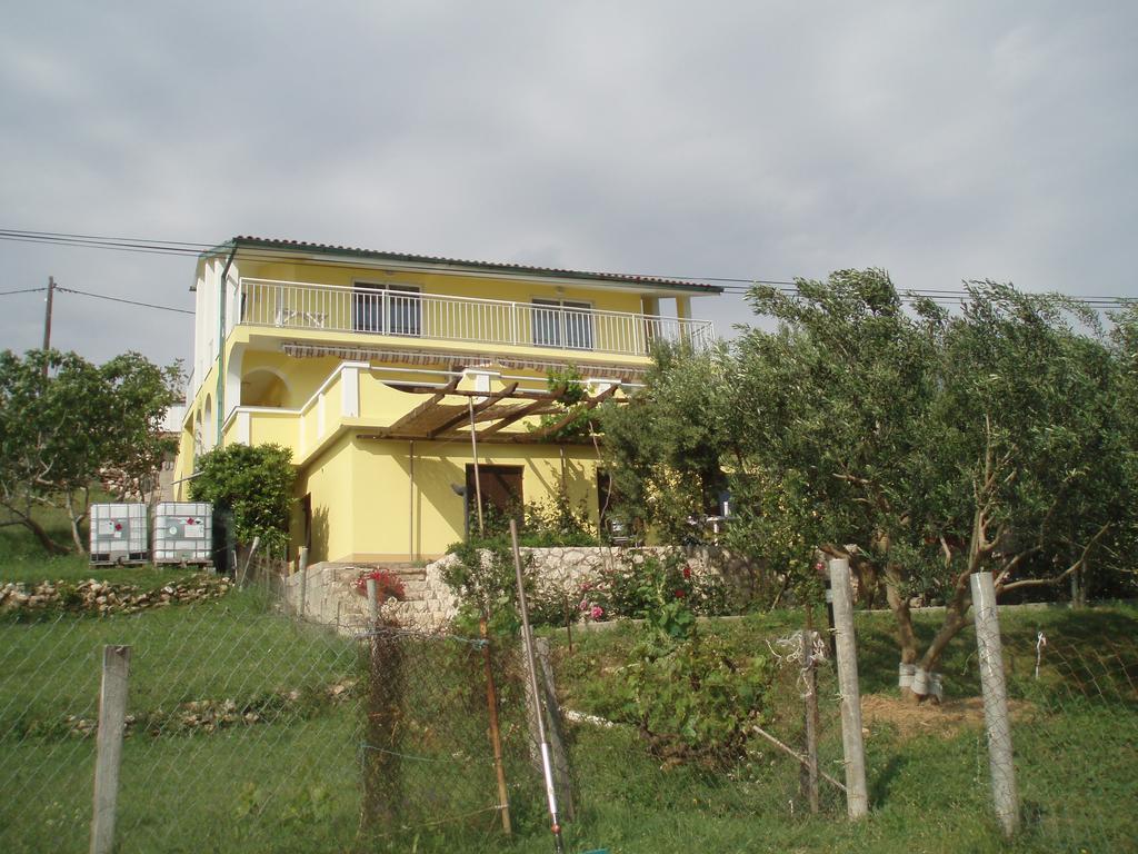 Miškovići Apartments Roza מראה חיצוני תמונה