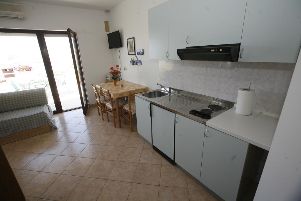 Miškovići Apartments Roza מראה חיצוני תמונה