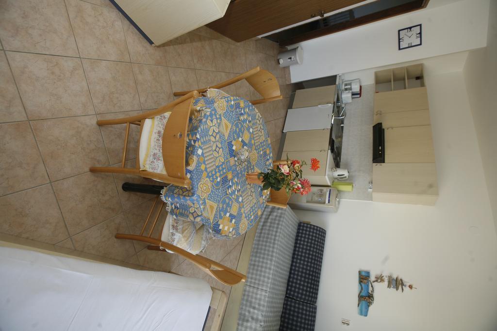 Miškovići Apartments Roza מראה חיצוני תמונה