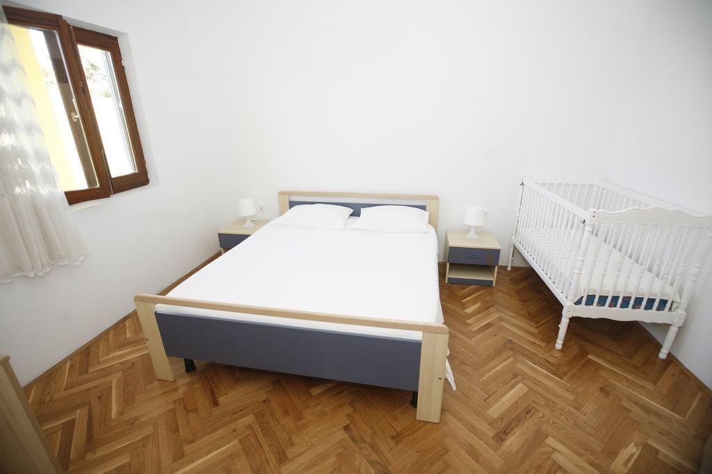 Miškovići Apartments Roza מראה חיצוני תמונה