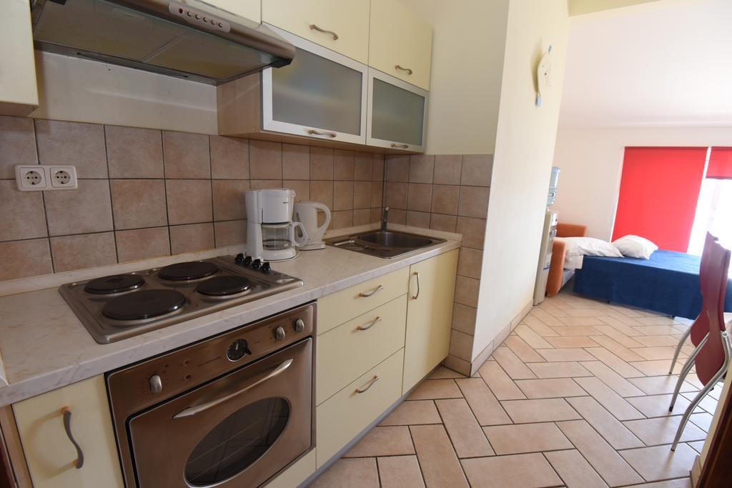 Miškovići Apartments Roza מראה חיצוני תמונה