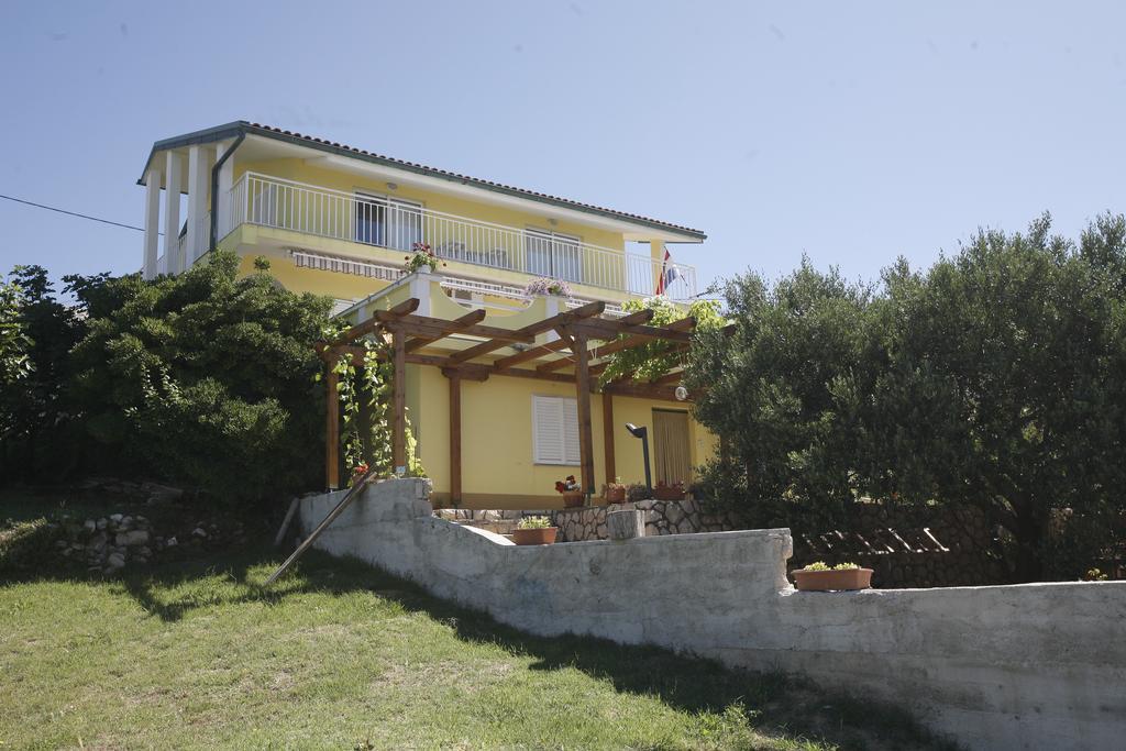 Miškovići Apartments Roza מראה חיצוני תמונה